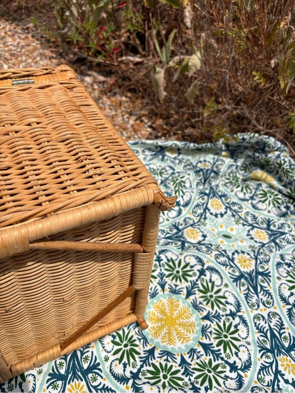Vintage Wicker Picnic Basket with Locking Handles